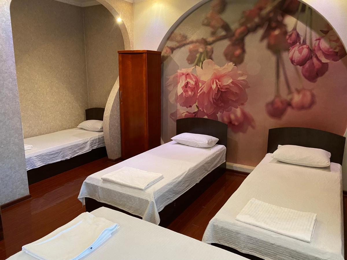 Vip Hostel Turkistan Eksteriør bilde