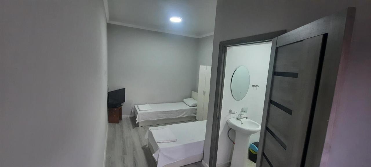 Vip Hostel Turkistan Eksteriør bilde